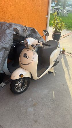 Honda Metropolitan Scooter 2018