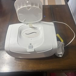 Baby wipe warmer 