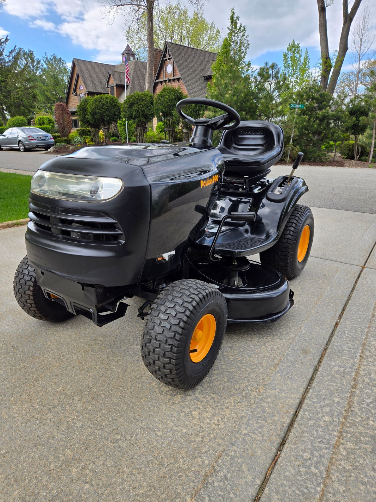Riding Lawn Mower