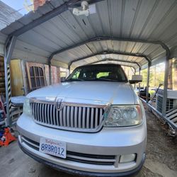 2005 Lincoln Navigator For Sale