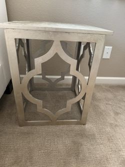 Beautiful Luxury Nightstand Table In Perfect Conditions 