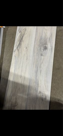 Vinyl waterproof click on flooring