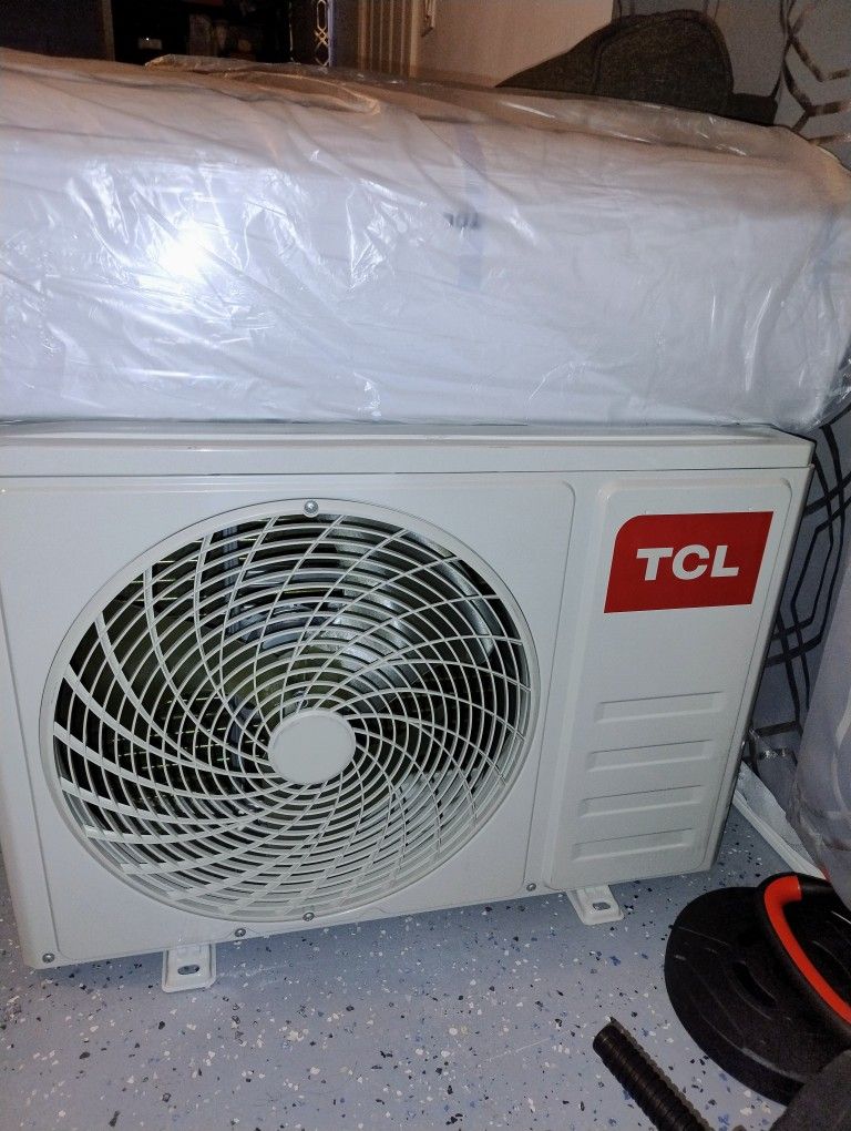 Mini Split 1 Ton Heat Pump 208/230 V