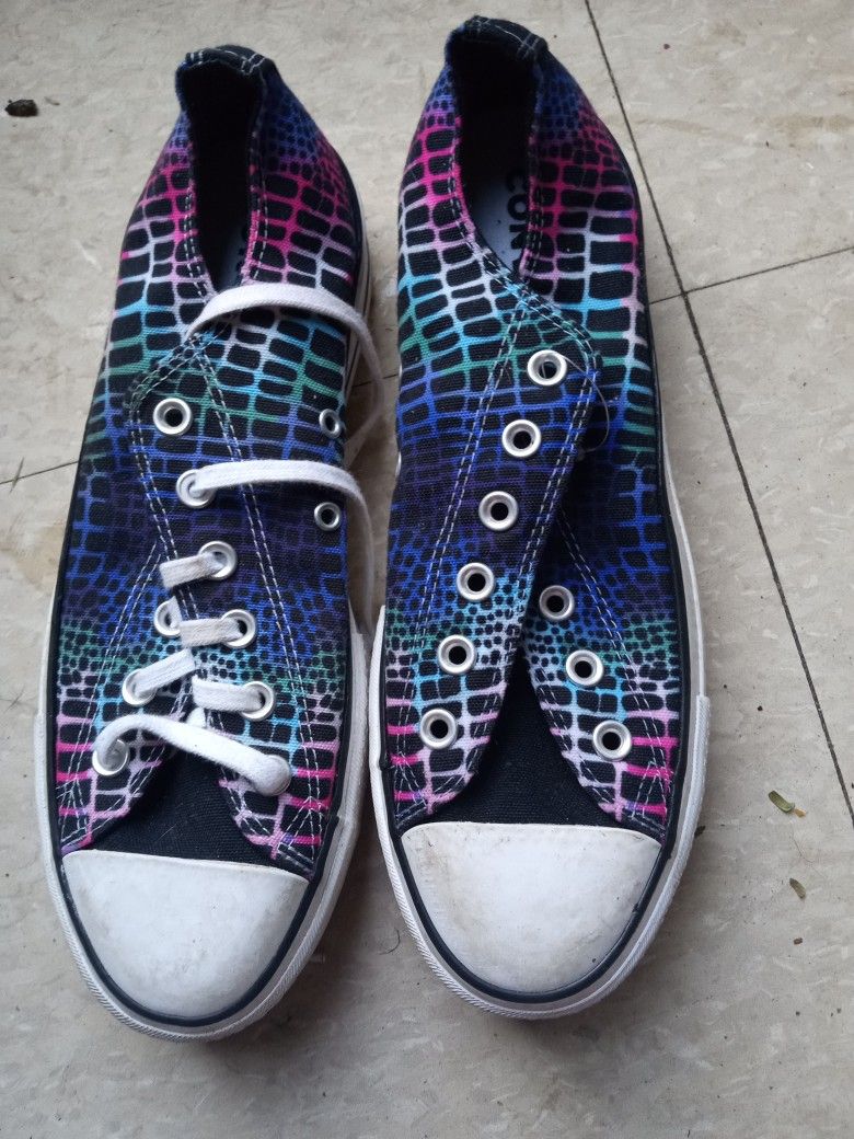 Brand New Converse Size 9 $10