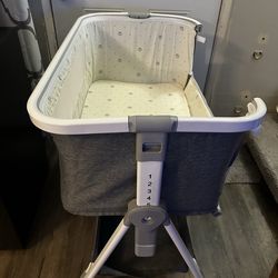 Used bassinet free