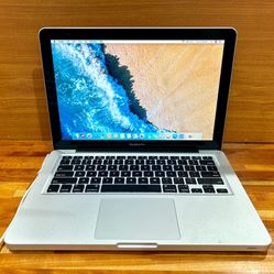 Apple MacBook Pro 13” Mid 2010 2.4Ghz intel core 2 Duo 4GB RAM 120GB SSD Fully Functional