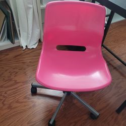 Pink Ikea Chair - Snille