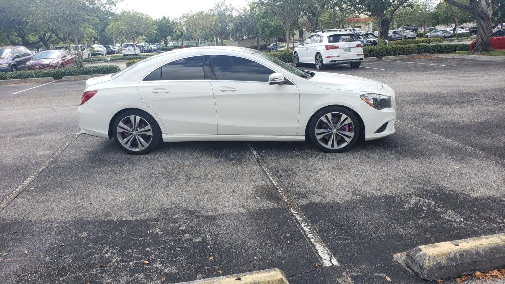 2014 Mercedes-Benz CLA-Class