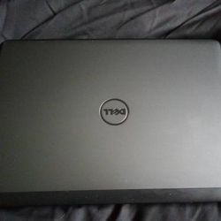 Dell Laptop w/Win 11 Pro & Office '21