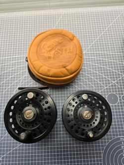 STH AIRWEIGHT LDS FLY FISHING REEL + spool, case