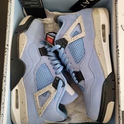 Jordan 4 University Blue