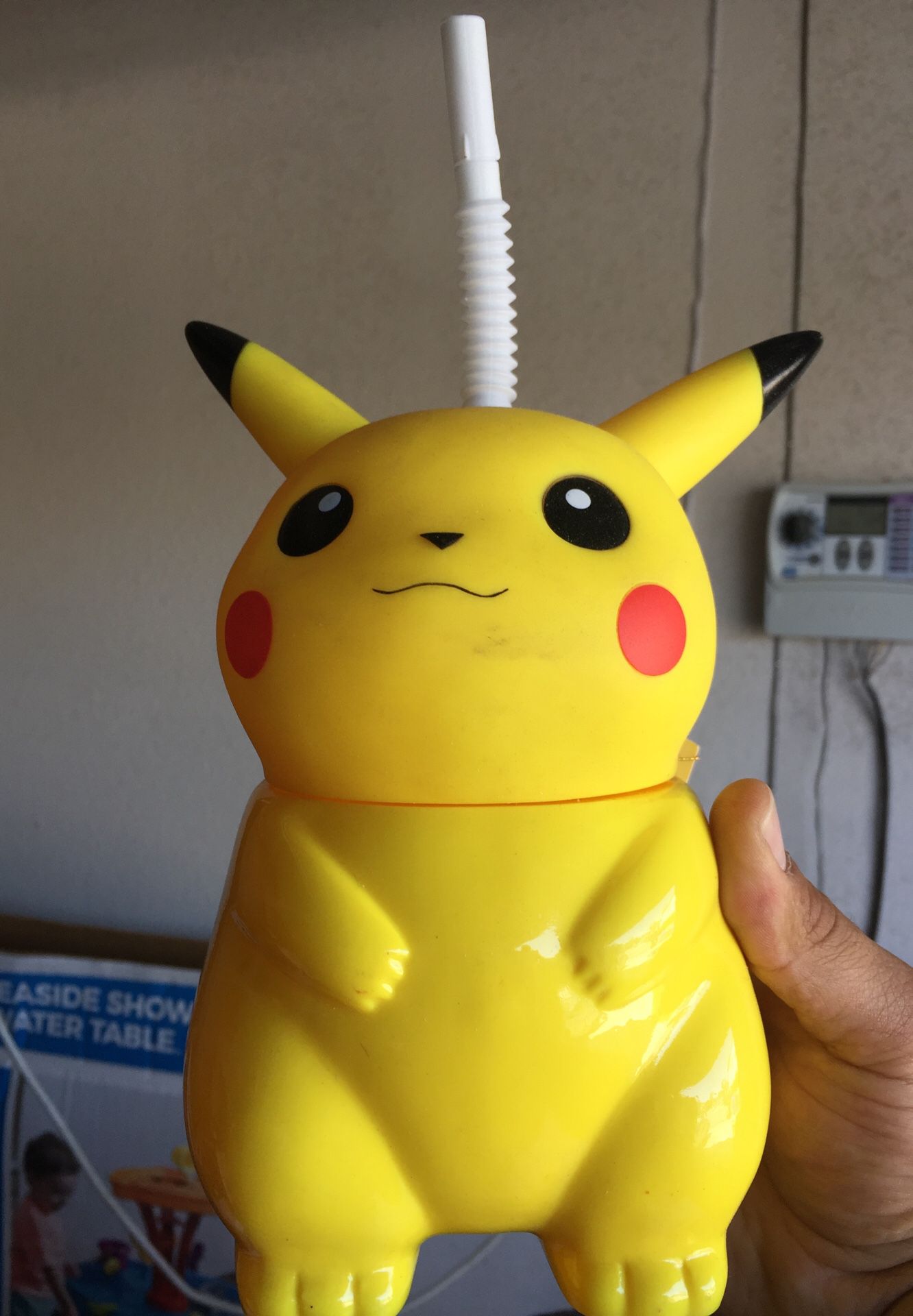 Rare 1999 Nintendo Pokemon Pikachu Sipper Bottle with Straw Drink Cup Container