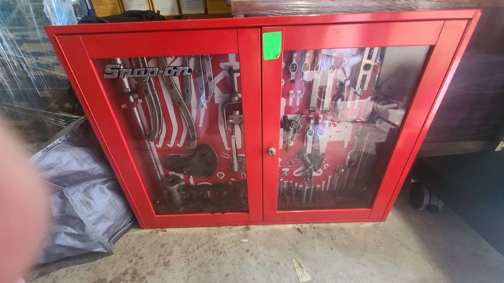 SNAP ON PULLER SET WITH CJ 2000 WITH SNAP ON PULLERS MIXED WITH