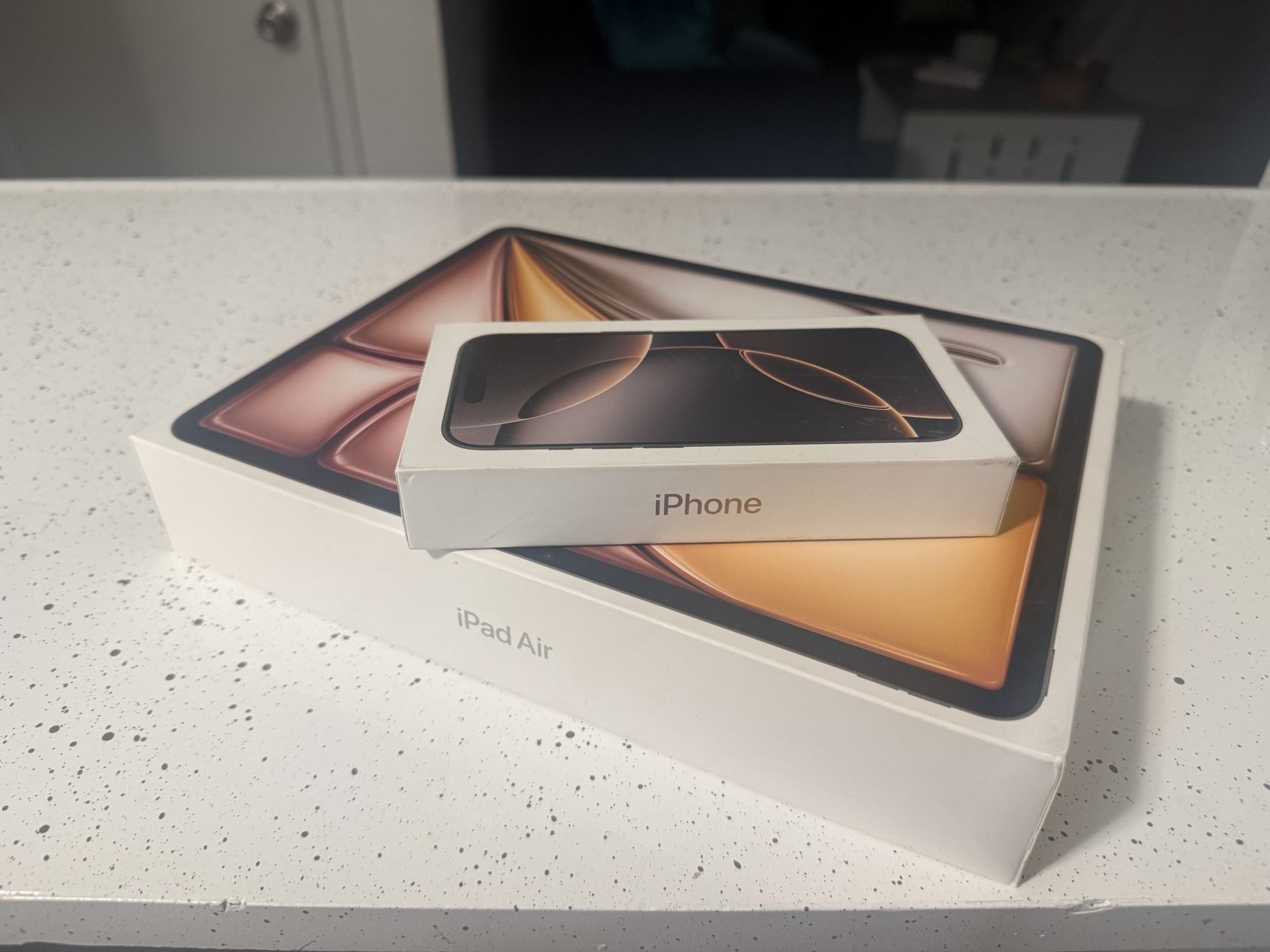 Apple iPad And iPhone Boxes