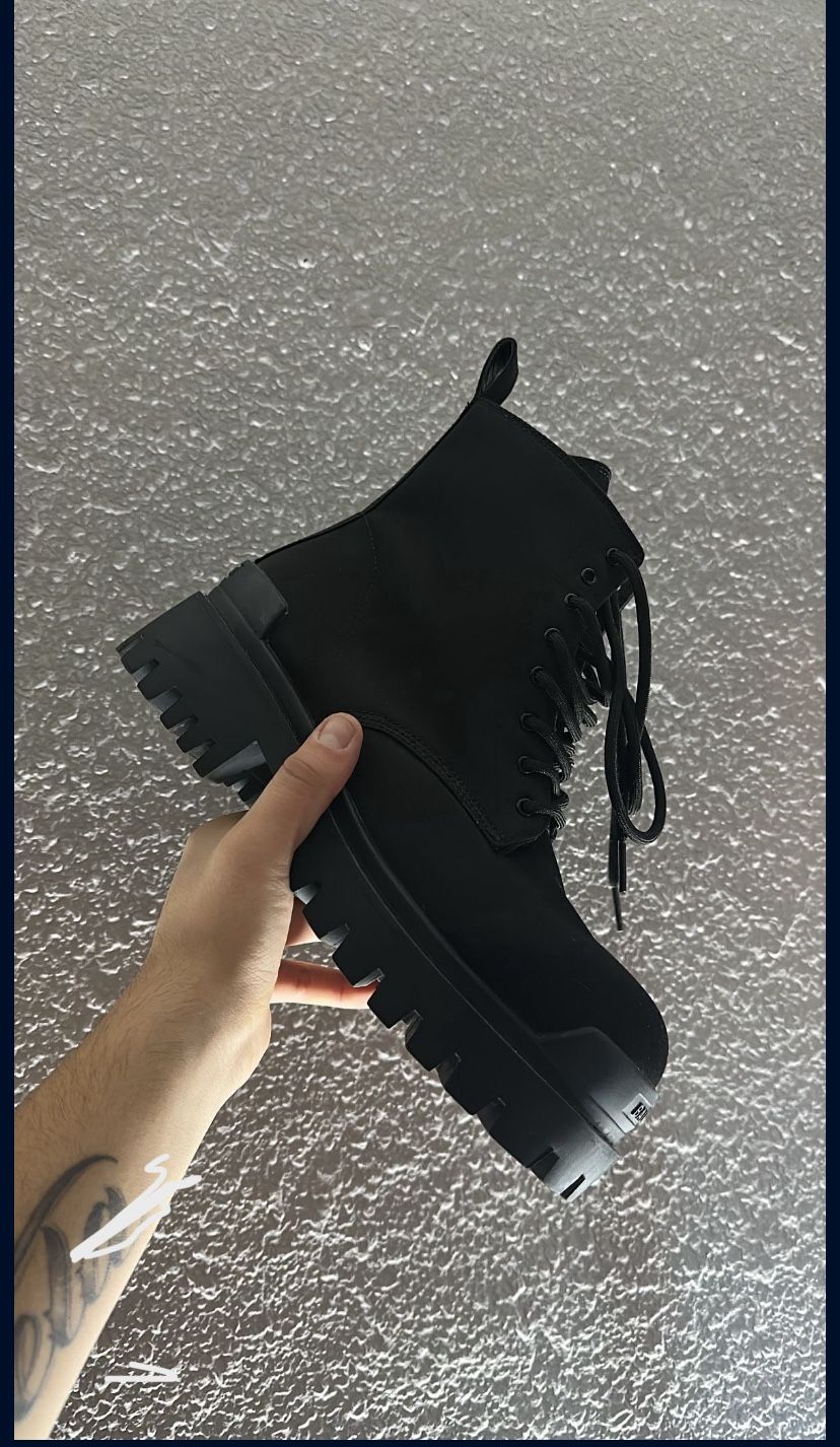 Balenciaga Striker Boots Size 8