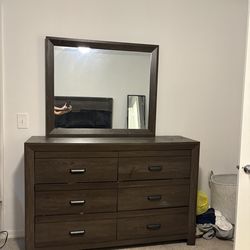 QUEEN BED & HEADBOARD, DRESSER, MIRROR & NIGHT STAND.
