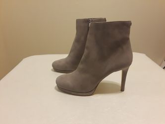 Michael kors women shoses brand new. Size 10M