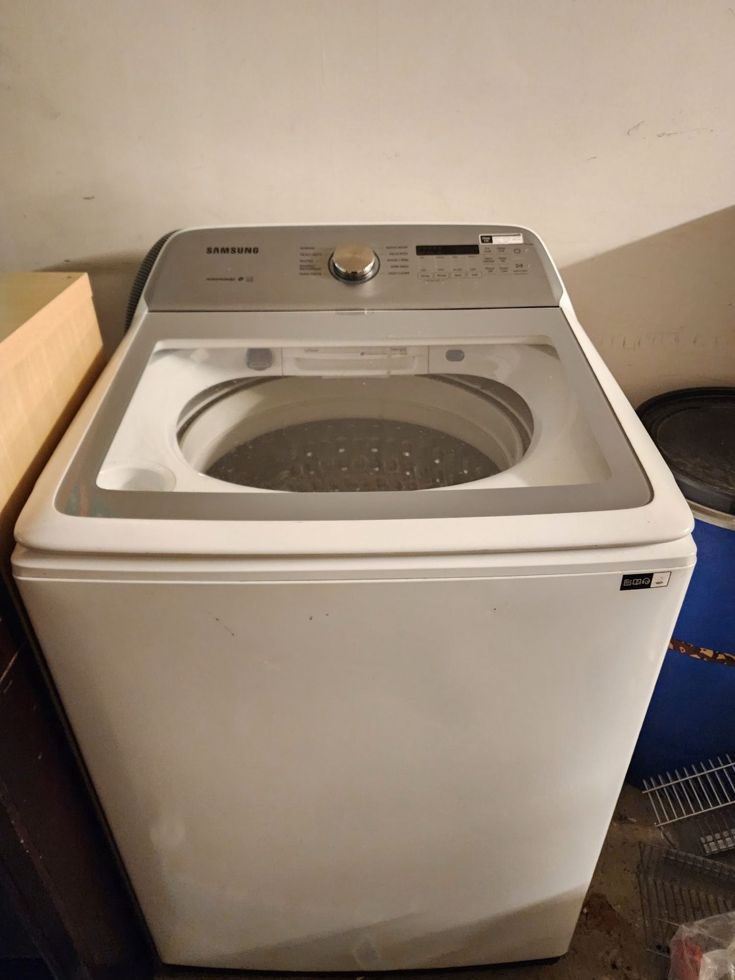 White Samsung Washer & Dryer Set