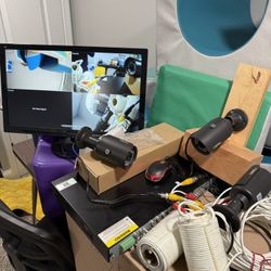 16 Channel DVR With (3) 4MP Cameras And Cables