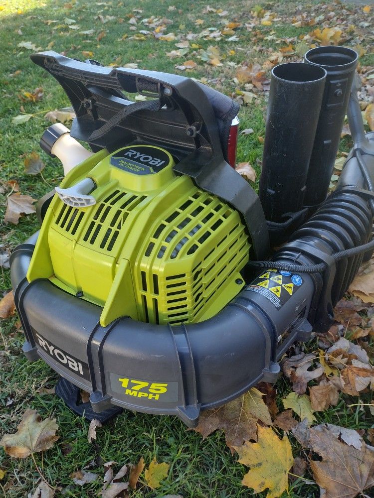 Ryobi Leaf Blower Backpack Machine Gas 2 cycles working!!!