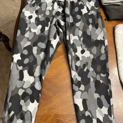 NIKE CAMO SPTICAS SIZE XL NEW 