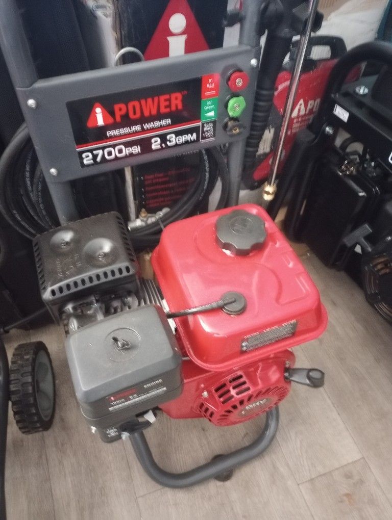 Pressure Washer 2700psi 2.3GPM