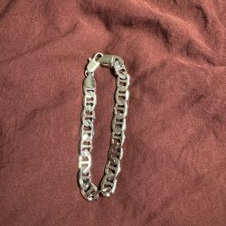 14k Gold hand chain/bracelet