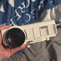 Projector+Projector Screen