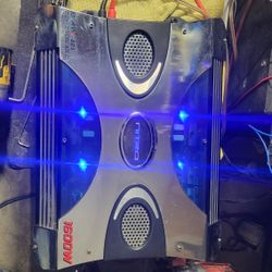 1600 watts amplifier Nitro 