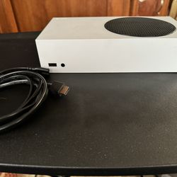 Xbox Series S bundle 