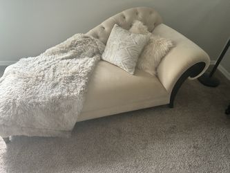 Christopher Guy Beautiful Lounge Chair