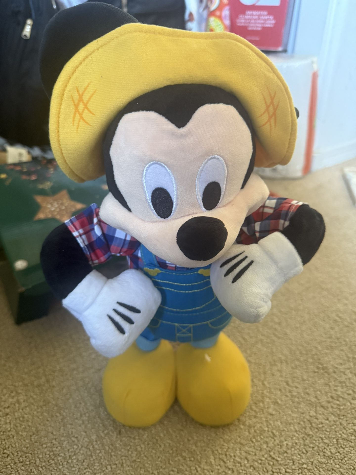 Disney Junior E-I-Oh! Mickey Mouse, Interactive Plush Toy, Sings "Old MacDonald"