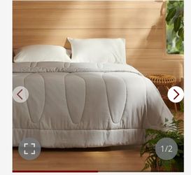 Open Pkg..cooling Comforter Full Size