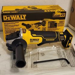 20V MAX XR 4.5" ANGLE GRINDER WITH BRAKE