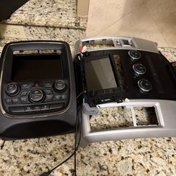 Bluetooth Double Din Radio Cam Out A Dodge Ram & A Stock Radio Came Out A Dodge Durango 