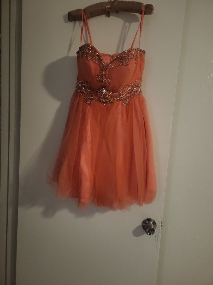 Let's Brand Formal Dress; Size M; Coral/Peach Color