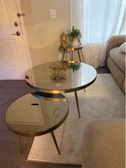 Coffee table set of 3