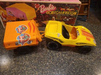 Barbie Goin' Camping Set car (missing steering wheel) and pop-up camper,