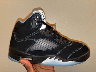 Jordan 5 UNC - Black/ University Blue