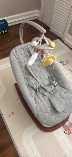 Chicco Baby Bouncer
