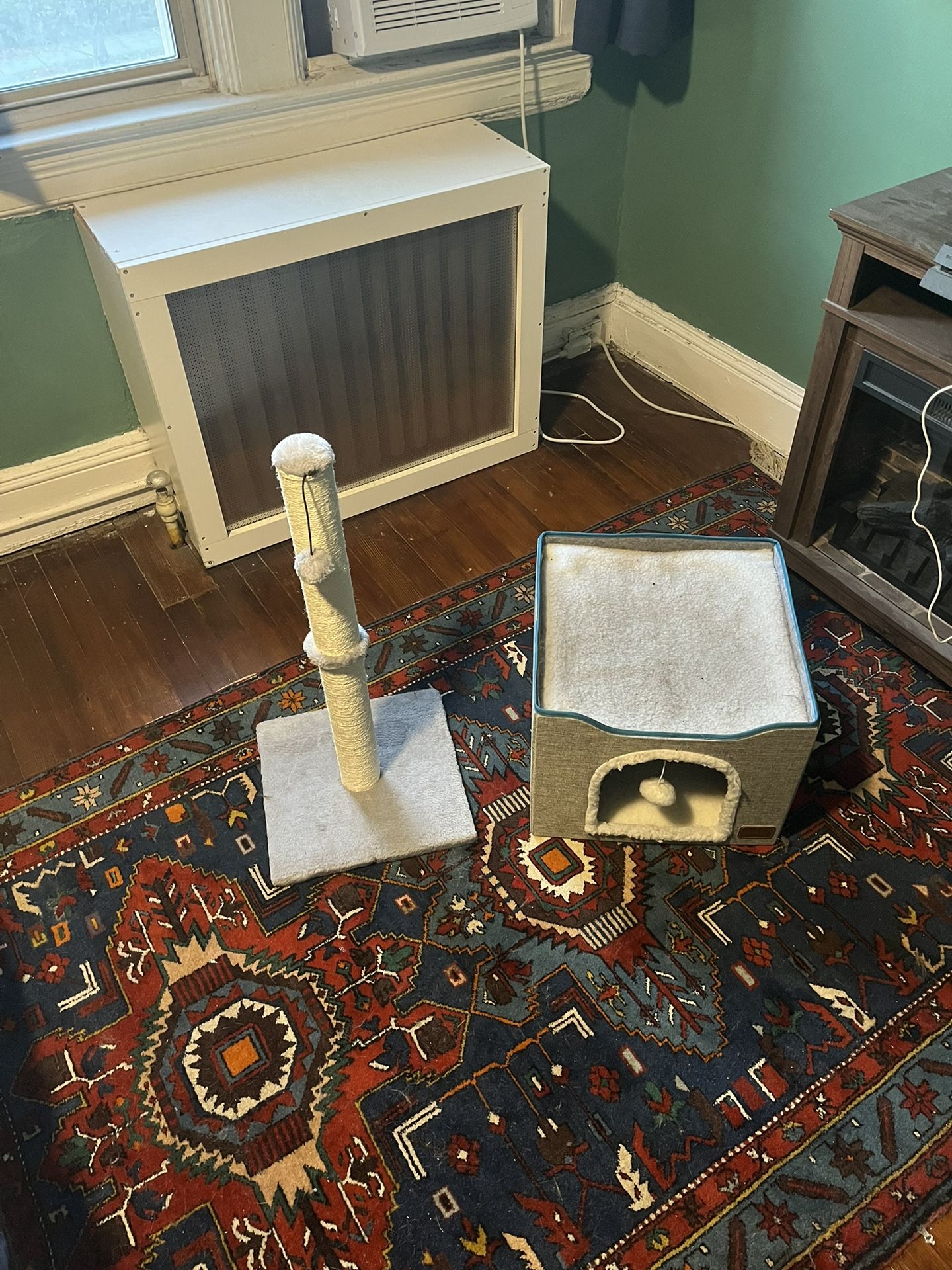 Cat Scratch Post And Bed