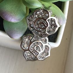 Camellia flower crystal earrings