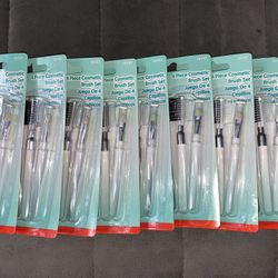 4 Piece Cosmetic Brush Set