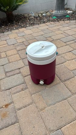 Igloo Beverage Cooler 2 Gallon