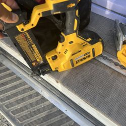 Dewalt 
