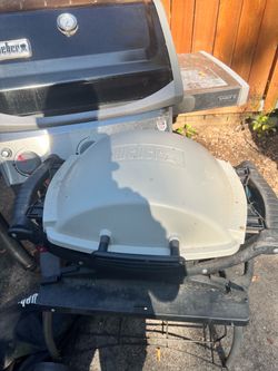 Weber portable grill