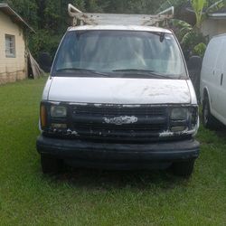 2002 Chevrolet Express Cargo