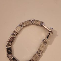 Louis Vuitton Tied UP Bracelet