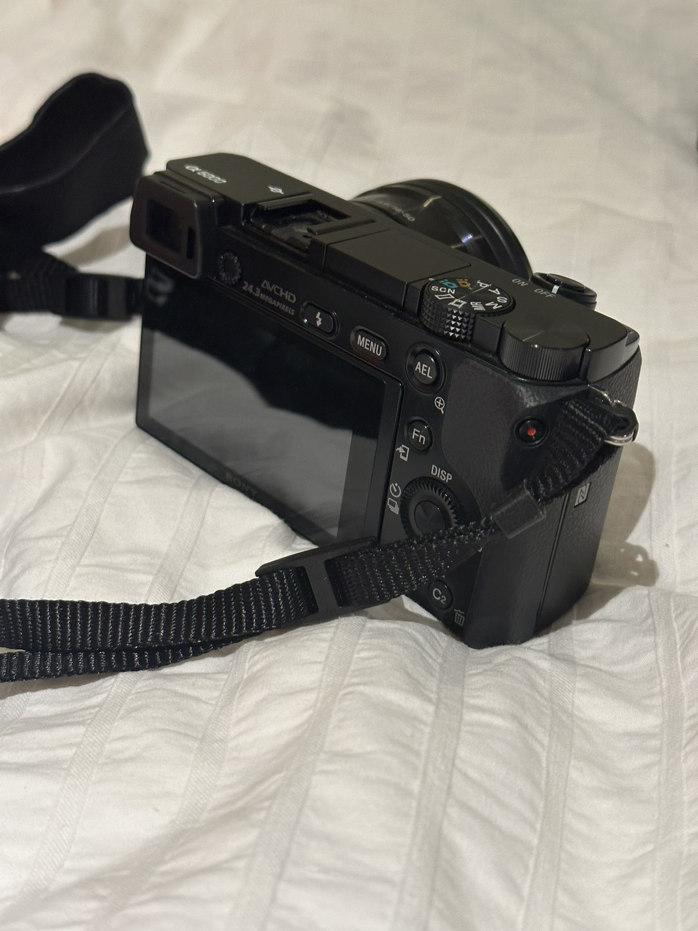 Sony Alpha a6000 Mirrorless Camera for Sale in Huntington Beach, CA