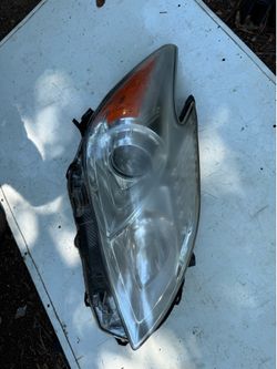 2012-2015 Toyota Prius headlight